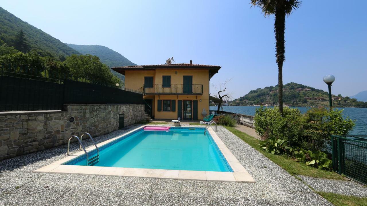 La Casa Sul Lago D'Iseo スルツァーノ エクステリア 写真