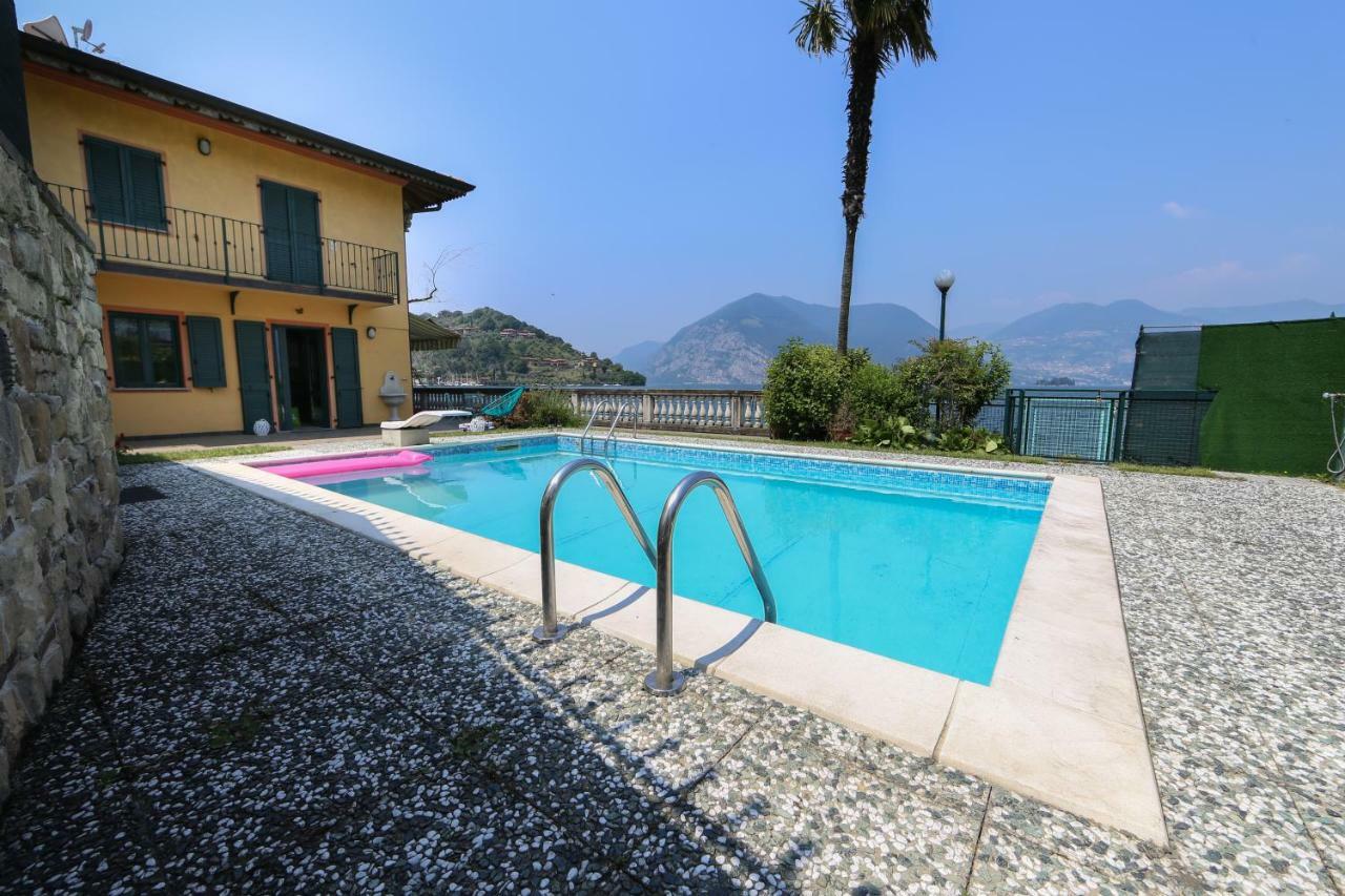 La Casa Sul Lago D'Iseo スルツァーノ エクステリア 写真
