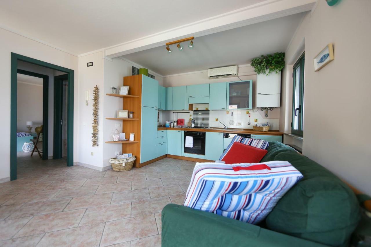 La Casa Sul Lago D'Iseo スルツァーノ エクステリア 写真