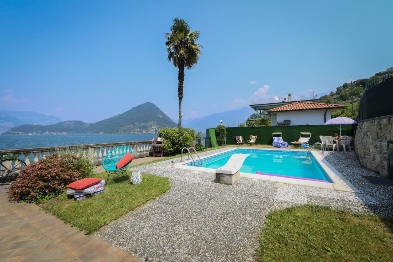 La Casa Sul Lago D'Iseo スルツァーノ エクステリア 写真